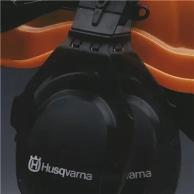 Kuulonsuojaimissa sivuttaissaato image