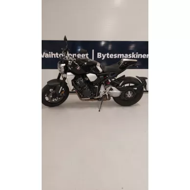 Honda CB1000R ABS Moottoripyora 2018 DEMO 1 kuva