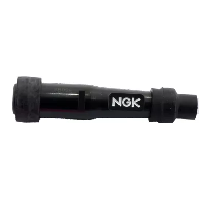 NGK spark plug cover SB05F kuva